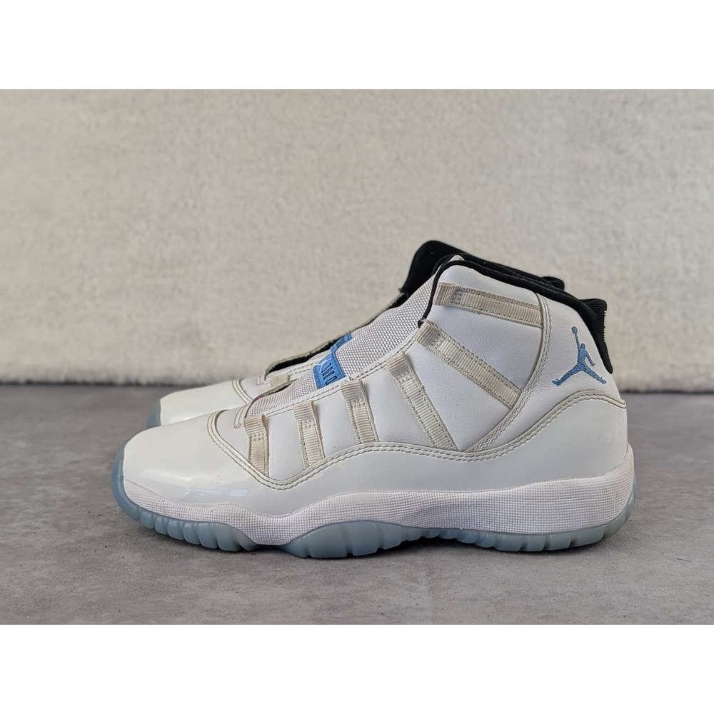 Jordan 11 Retro Legend Blue 2024 White Blue Kids Sneakers 378038-104 Size 5.5Y
